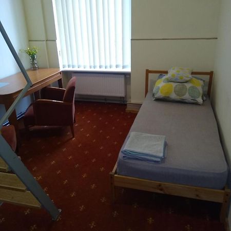 Hostel Kwadrans Γκλίβιτσε Εξωτερικό φωτογραφία
